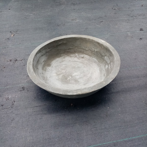 Besam Thati - (Diameter 13.5'' / Height 3'')