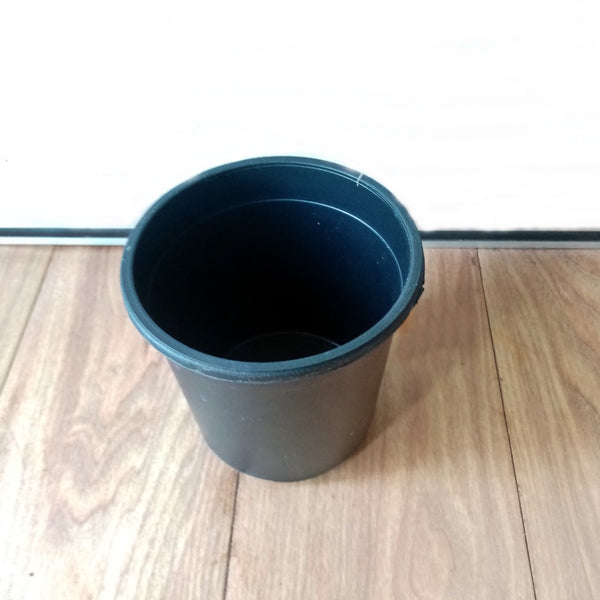 Plastic Pot - (Diameter 14cm / Height 14cm)